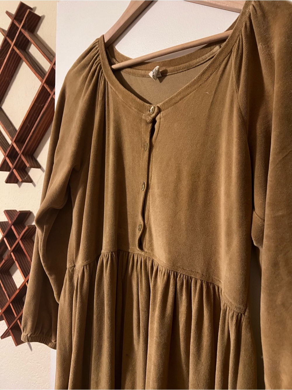 Kate Quinn 100% Organic Cotton Velvet Mustard Long Sleeve Button Midi Dress - Picture 2 of 4